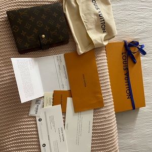 Authentic Louis Vuitton mm agenda
